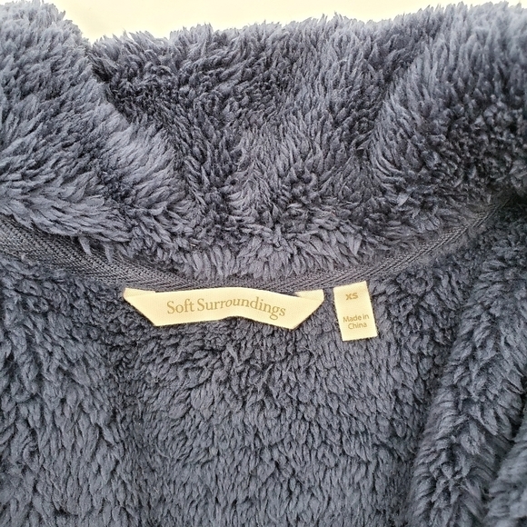 Soft Surroundings Navy Blue Cozy Jacket with Golden Zipper - Picture 6 of 7